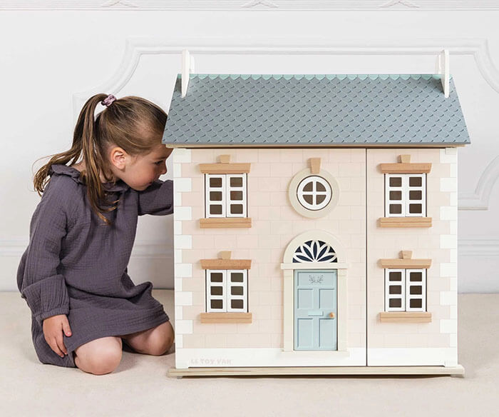 Homes for Newly Married Dollies