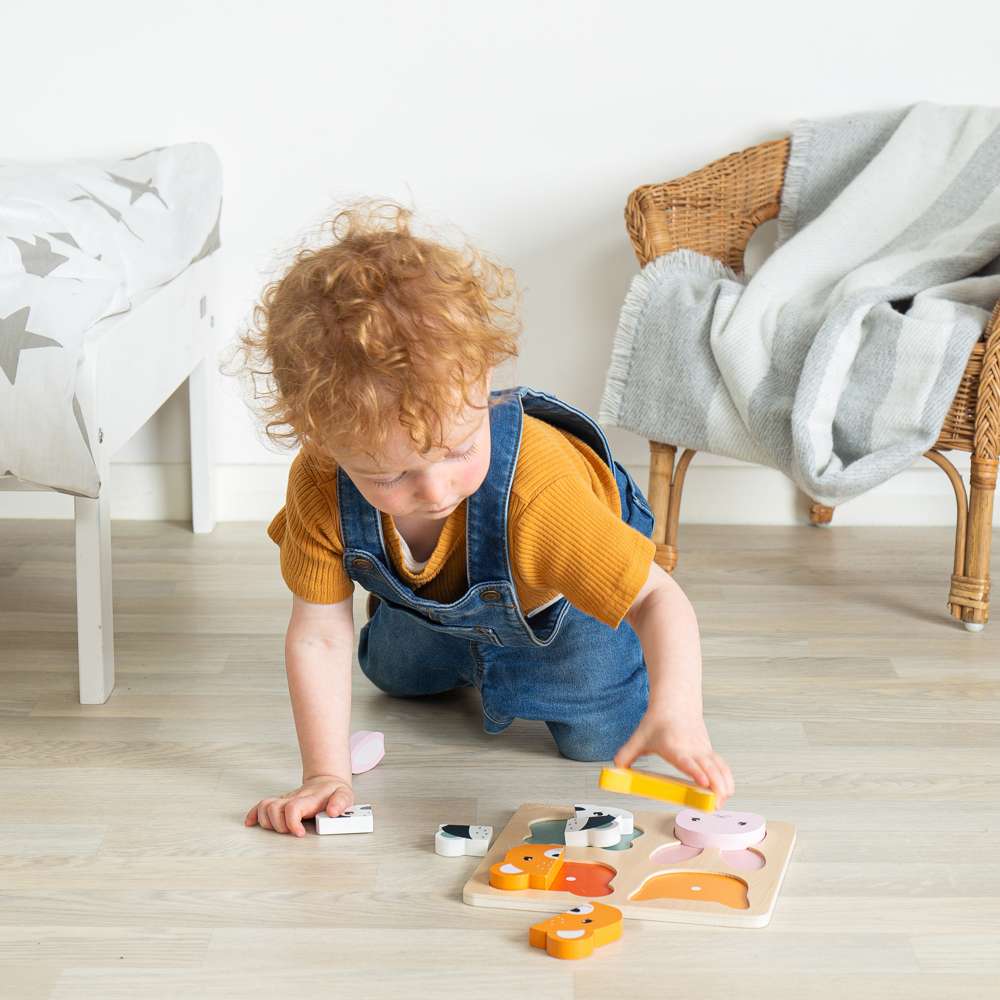 Bigjigs Toys Woodland Counting Wooden Puzzle Educational Toy for Toddlers 12 Months Plus 10 Pieces