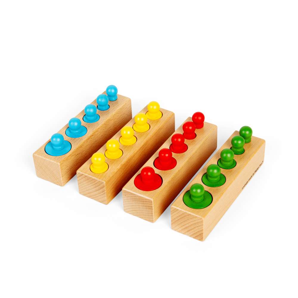 Bigjigs Toys Wooden Peg Blocks Size and Colour Sorting Toy with 24 Play Pieces