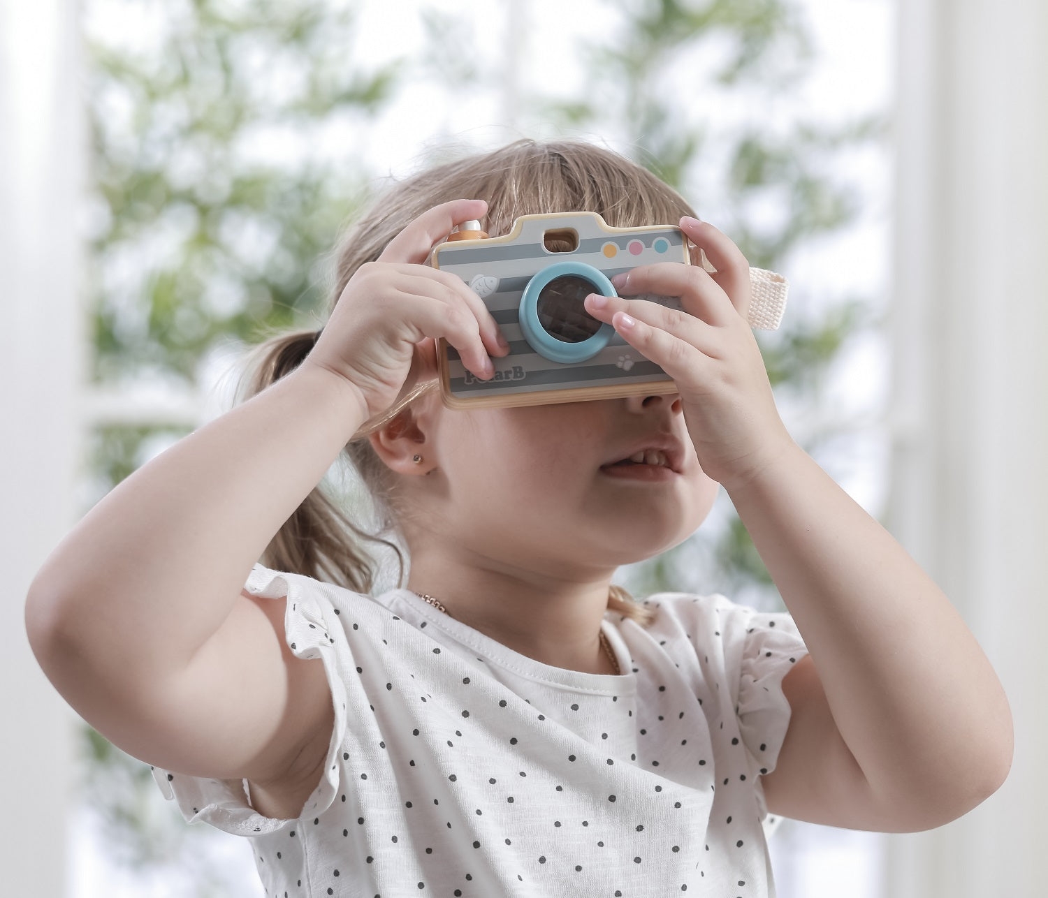 PolarB Wooden Toy Camera