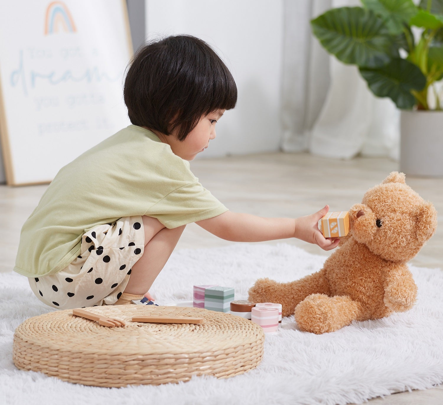 Set of 6 Wooden Cakes