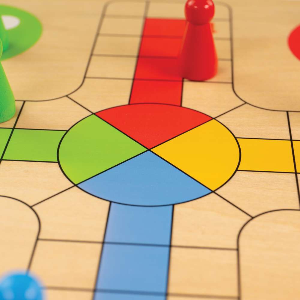 Bigjigs Toys Wooden Ludo Set Eco Friendly Strategy Game for Kids 17 Pieces