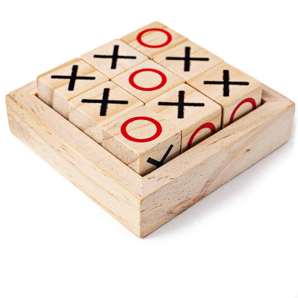Bigjigs Toys Wooden Mini Noughts and Crosses Travel Tic Tac Toe Strategy Game
