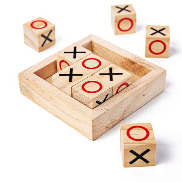 Bigjigs Toys Wooden Mini Noughts and Crosses Travel Tic Tac Toe Strategy Game
