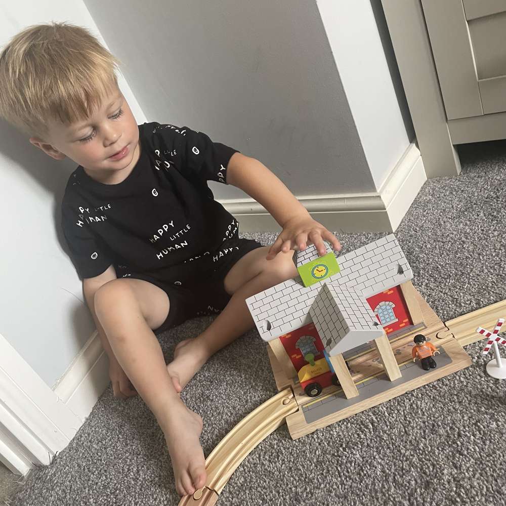 Bigjigs Rail Wooden Railway Station Toy Train Set Accessory