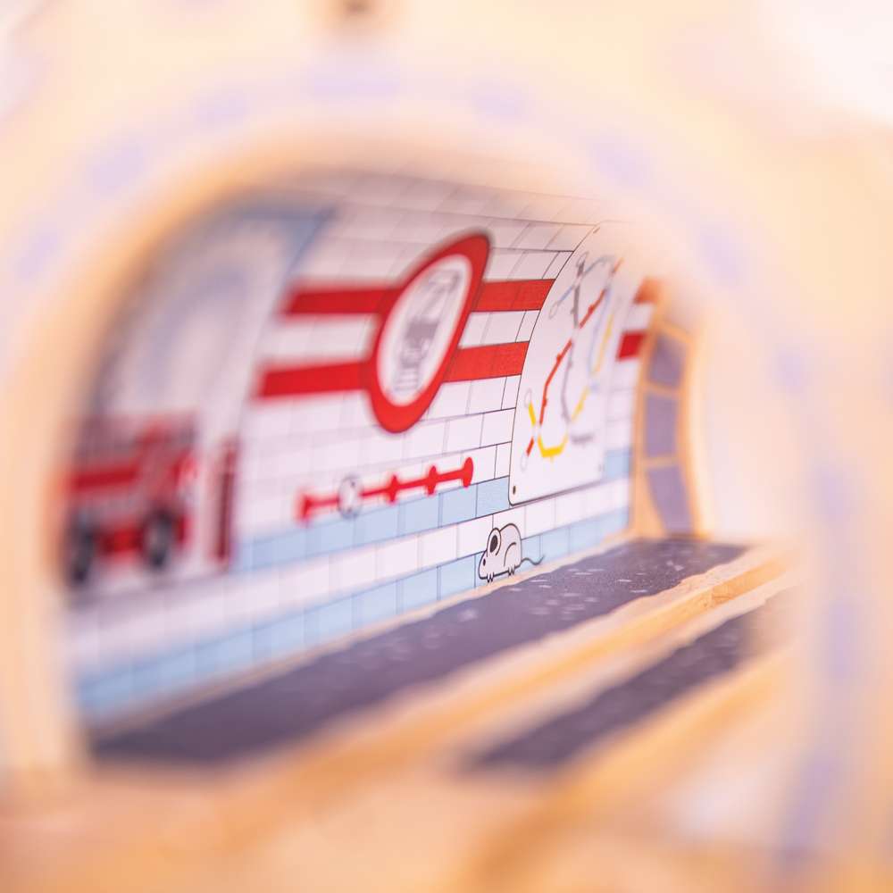 Bigjigs Rail Wooden London Underground Station Toy Train Accessory with Ticket Machine and Commuters