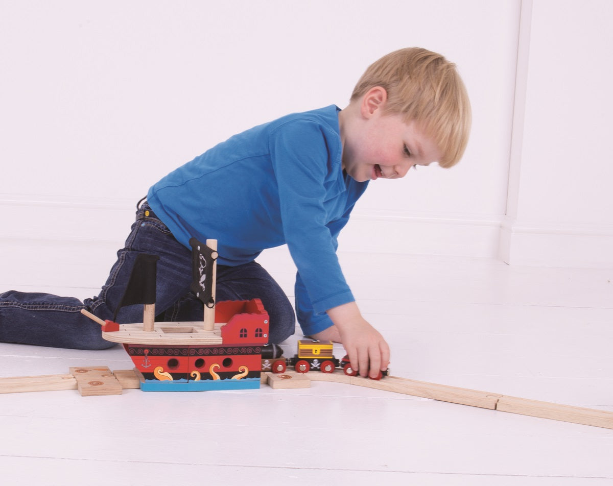 Pirate Galleon Train Tunnel 3