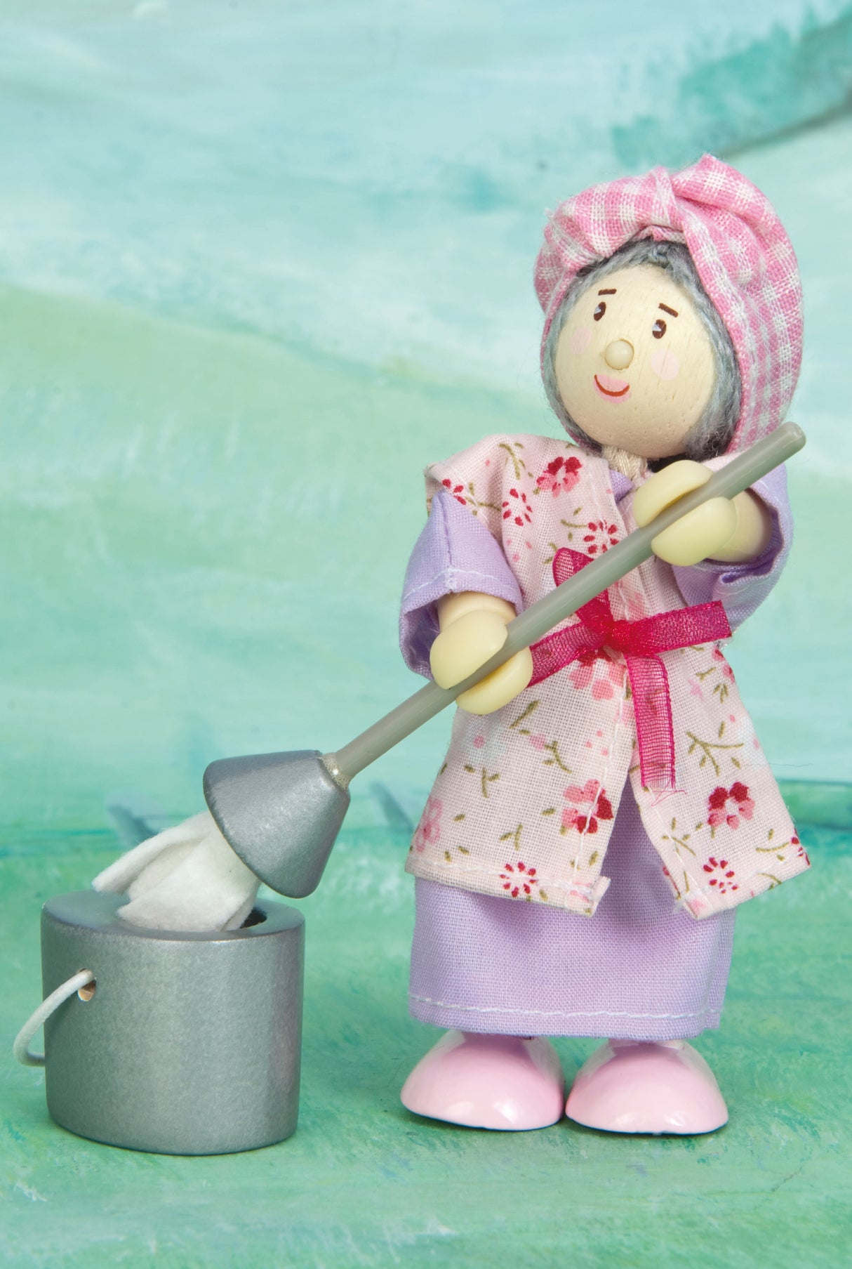 Le Toy Van Mrs Mop the Cleaner Budkin