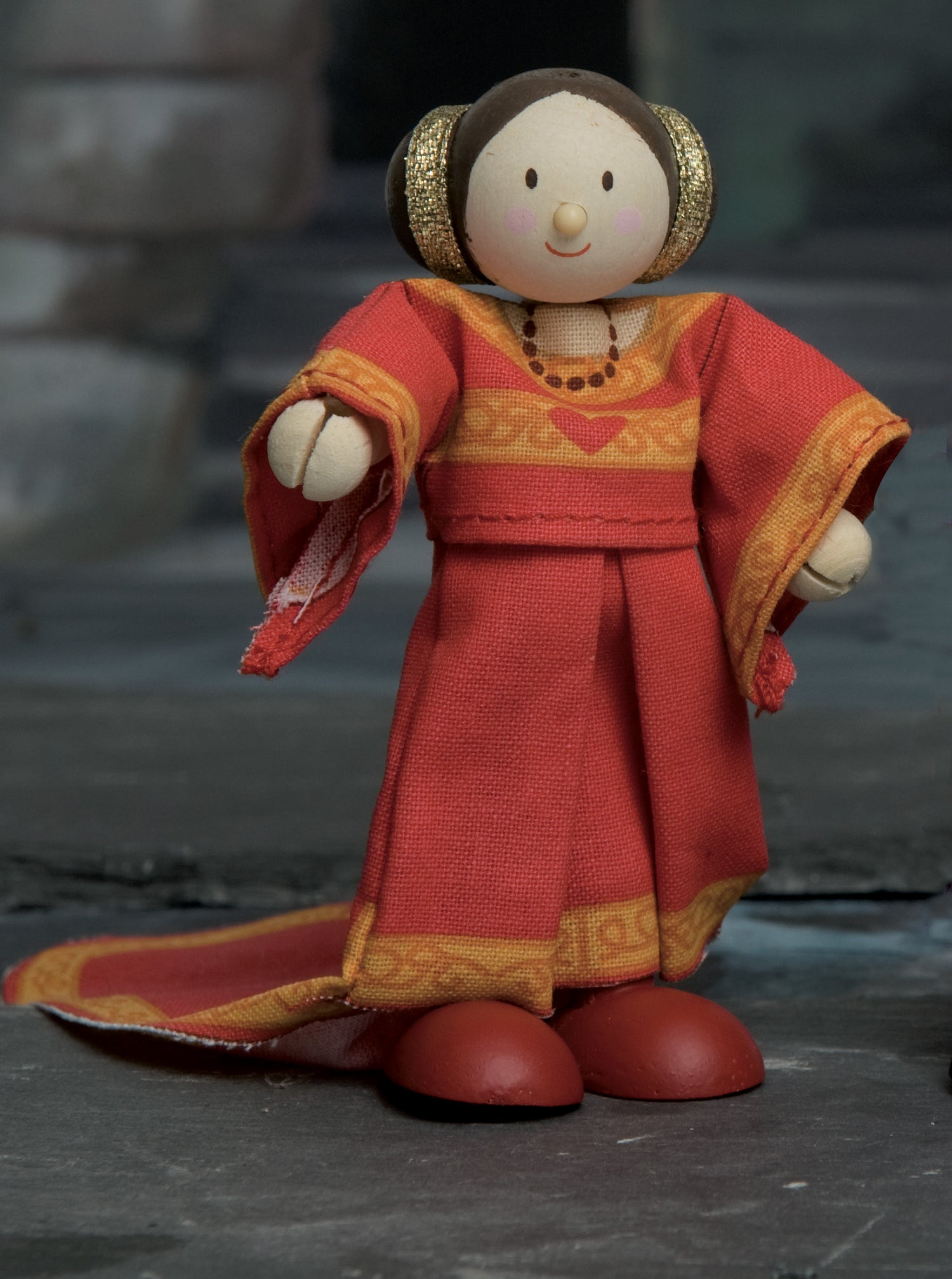 Queen Eleanor Budkin