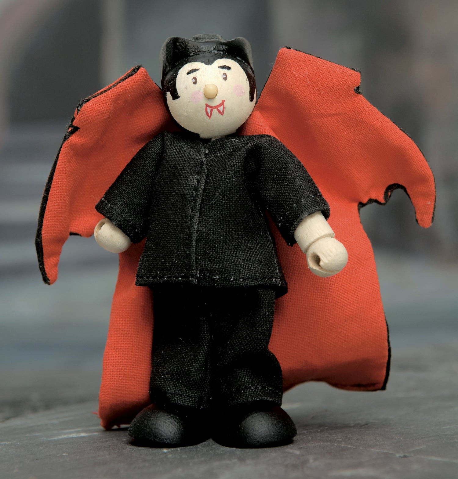 Le Toy Van Dracula Budkin