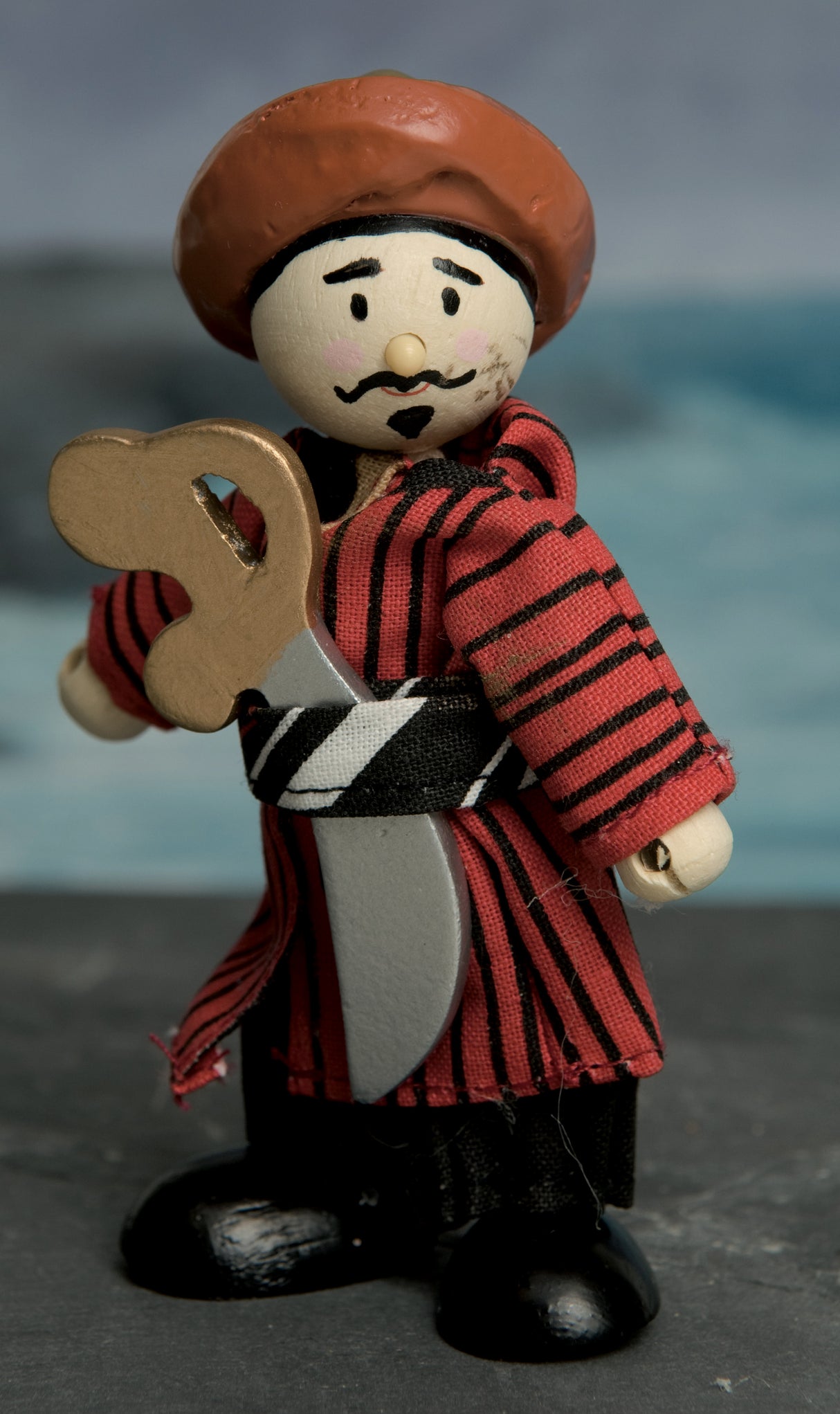 Le Toy Van Abdul the Pirate Budkin