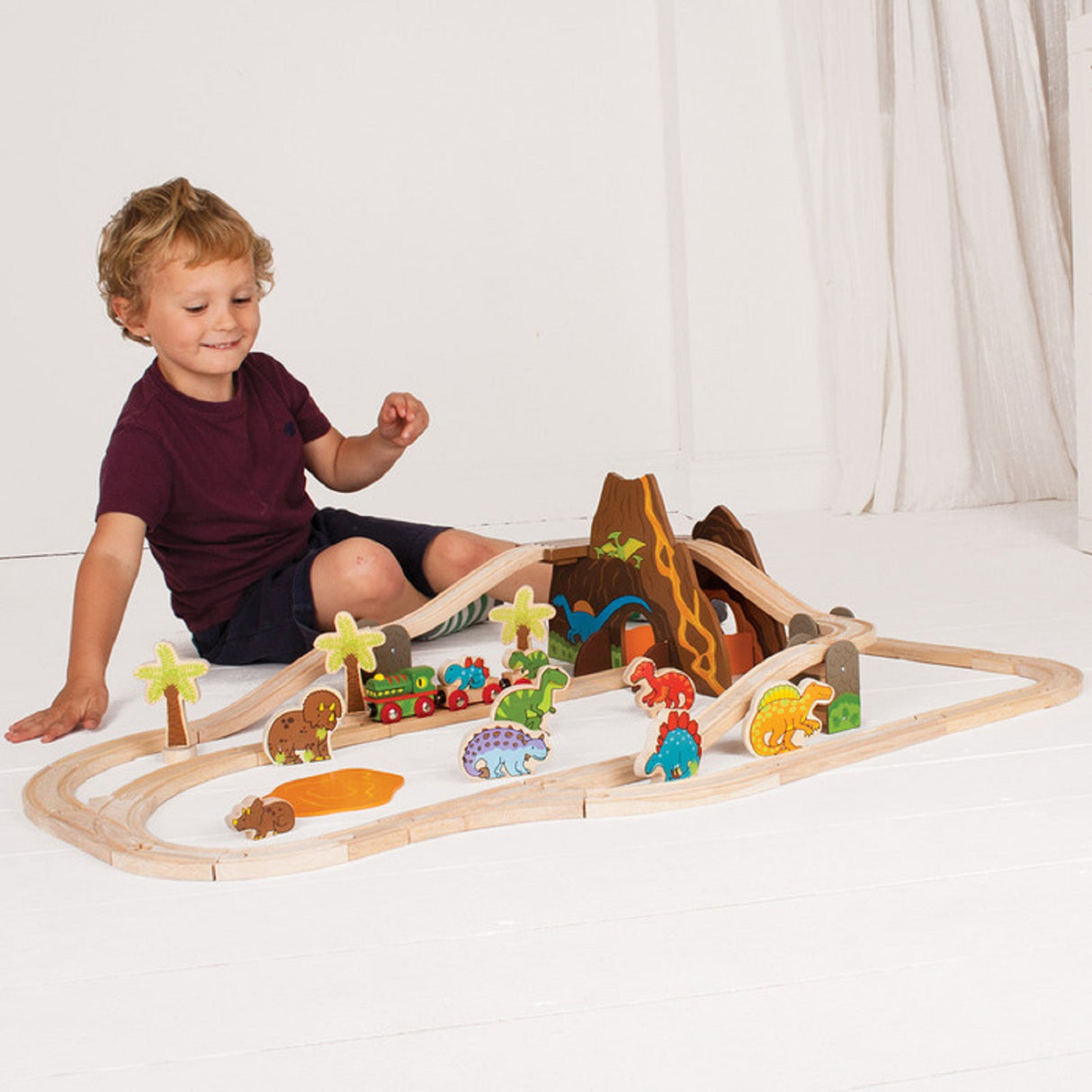 BigJigs Dinosaur World Train Set