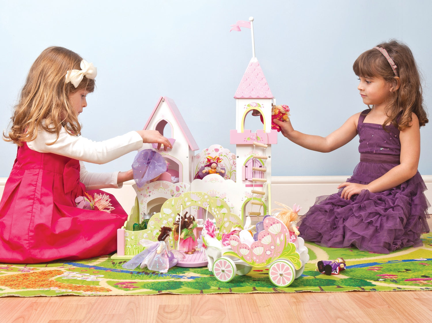 Le Toy Van Fairybelle Palace Bundle