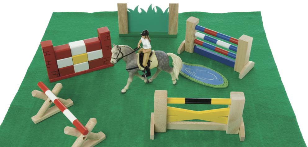 Le Toy Van Jumping Course Set