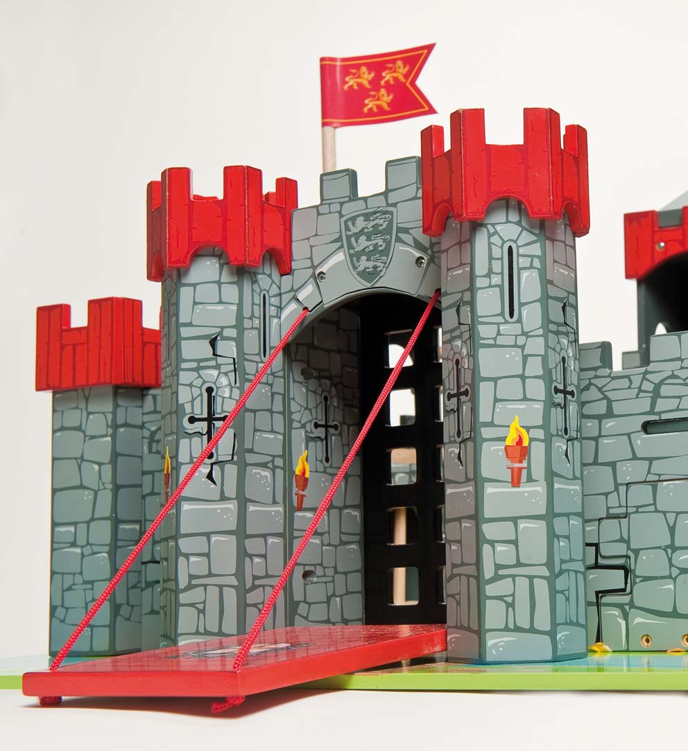 Le Toy Van Lionheart Castle