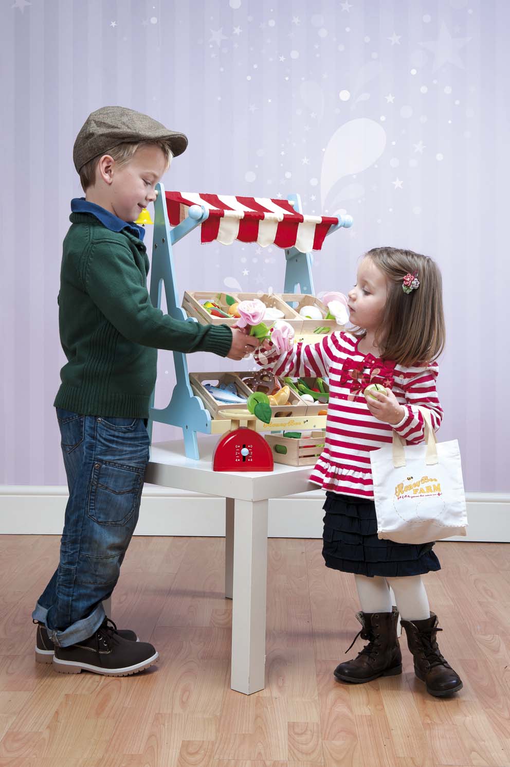 Le Toy Van Honey Bee Market Bundle - SAVE £15