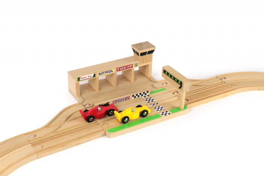 Ikonic Toys Wooden Race Track Set