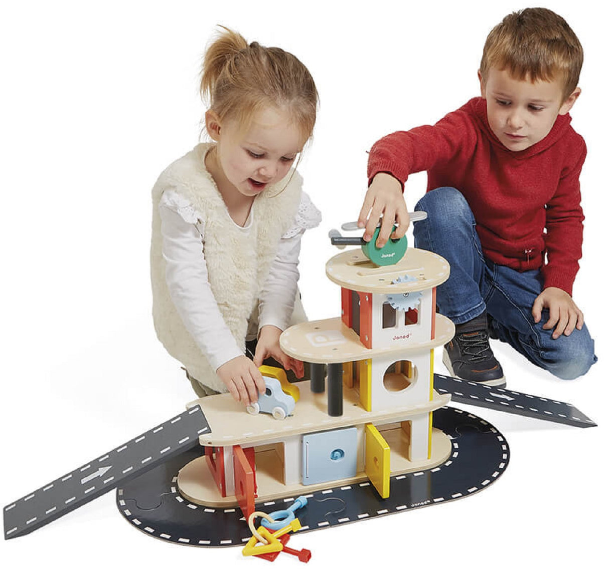 New Janod Wooden Toy Garage