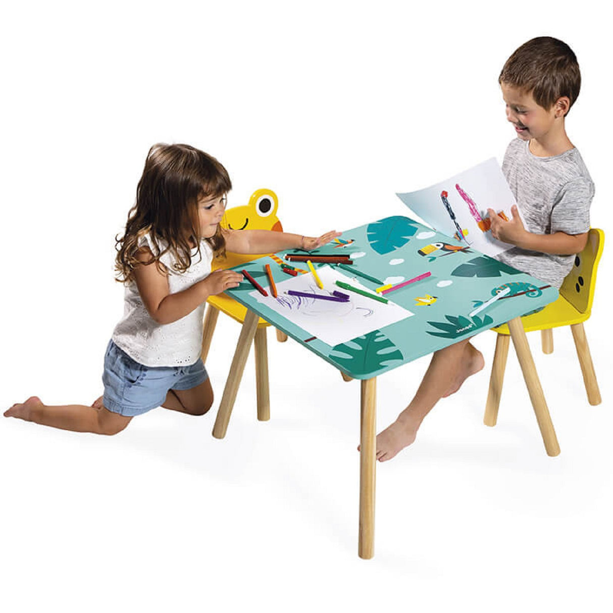 Tropik Table and 2 Chairs