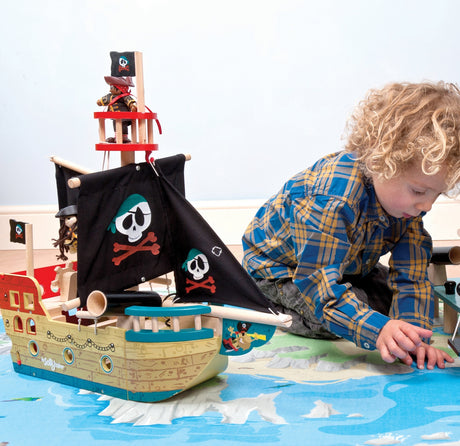 Le Toy Van Jolly Pirate Ship Bundle