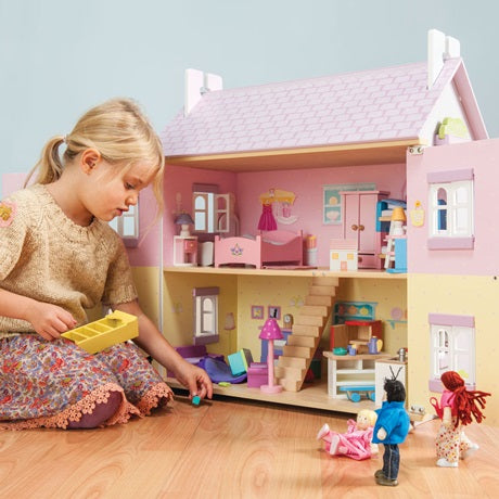 Le Toy Van Lavender House and Daisy Lane Furniture Bundle