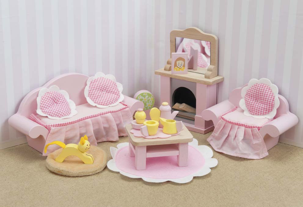 Le Toy Van Lavender House and Daisy Lane Furniture Bundle