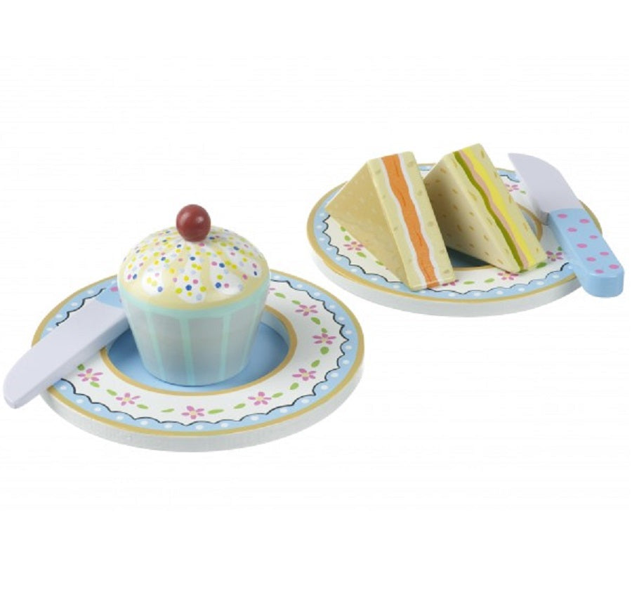 Set of Wooden Side Plates and Knives