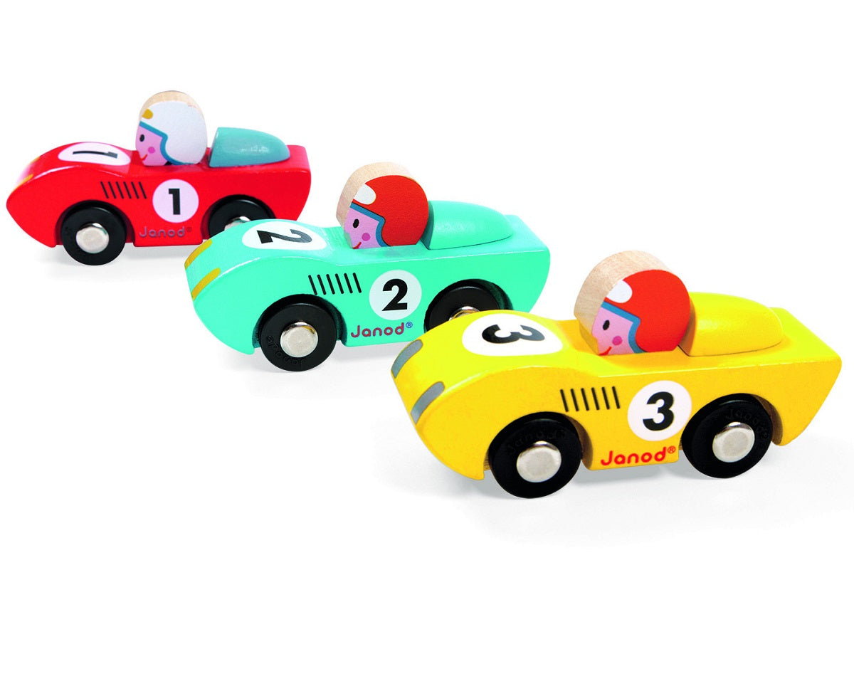 Grand Prix Racing Set in a Suitcase 4