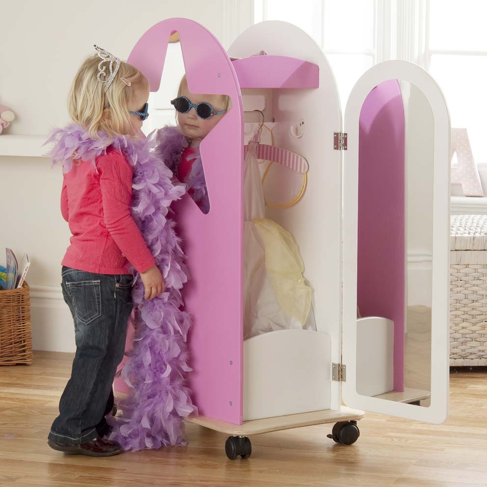 Millhouse Stage School Dressing Up Trolley