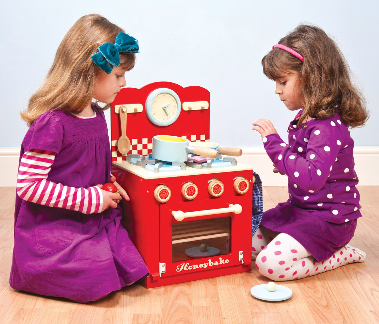 Le Toy Van Red Oven and Hob Set