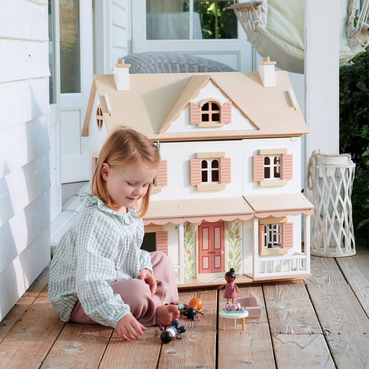 Hummingbird House Dolls House