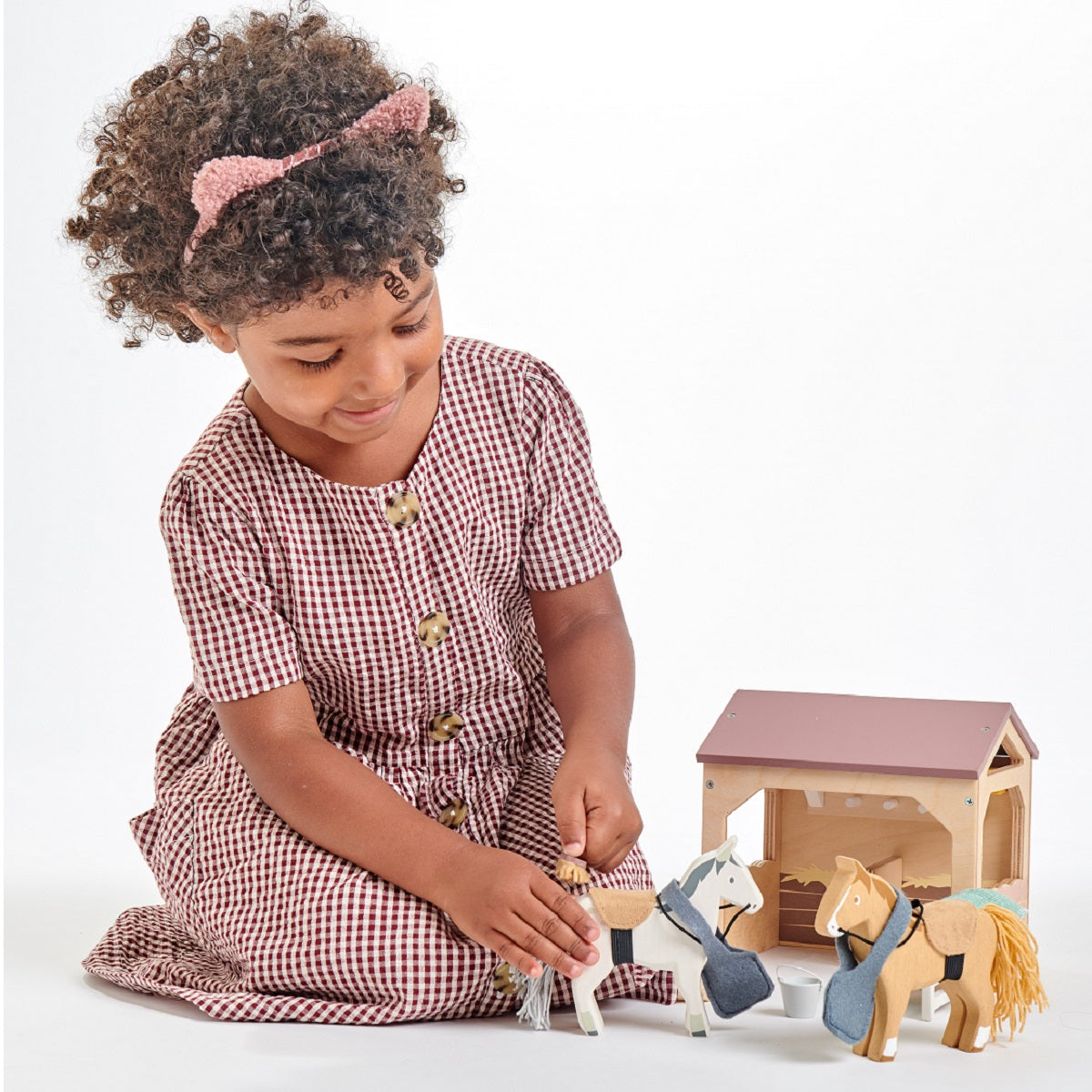 Tender Leaf  Toys The Stables Set
