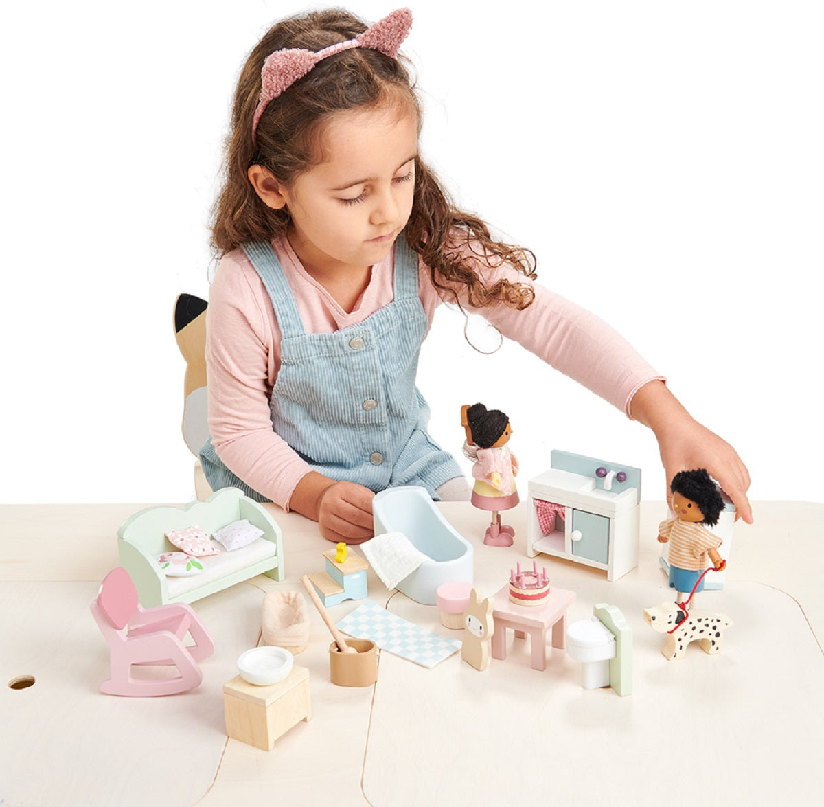 Tender Leaf Countryside Furniture Set