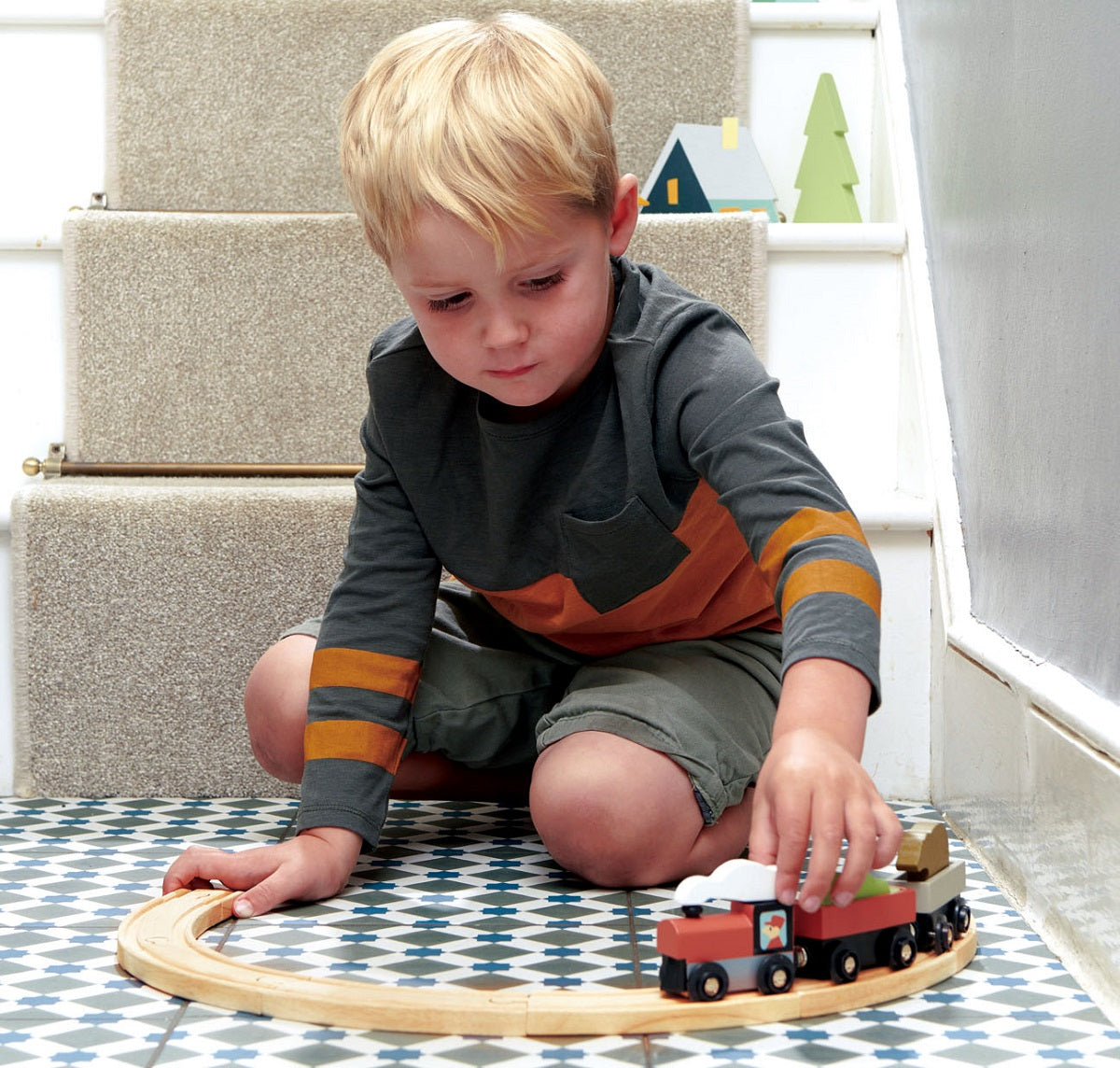 Tender Leaf Treetops Train Set