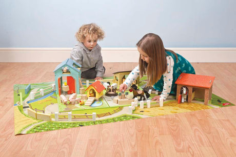 Le Toy Van Giant Farm