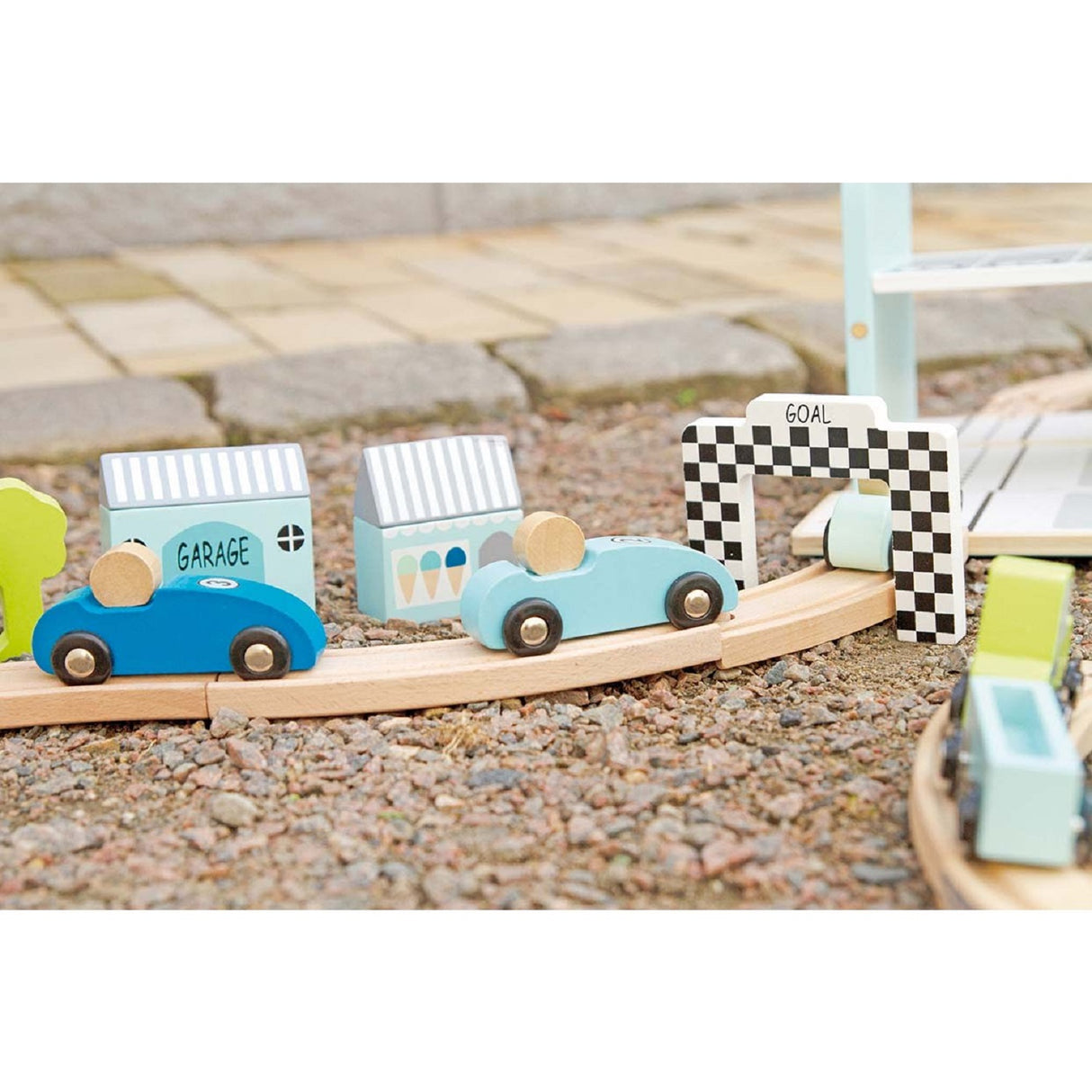 JaBaDaBaDo Wooden Toy Racing Set