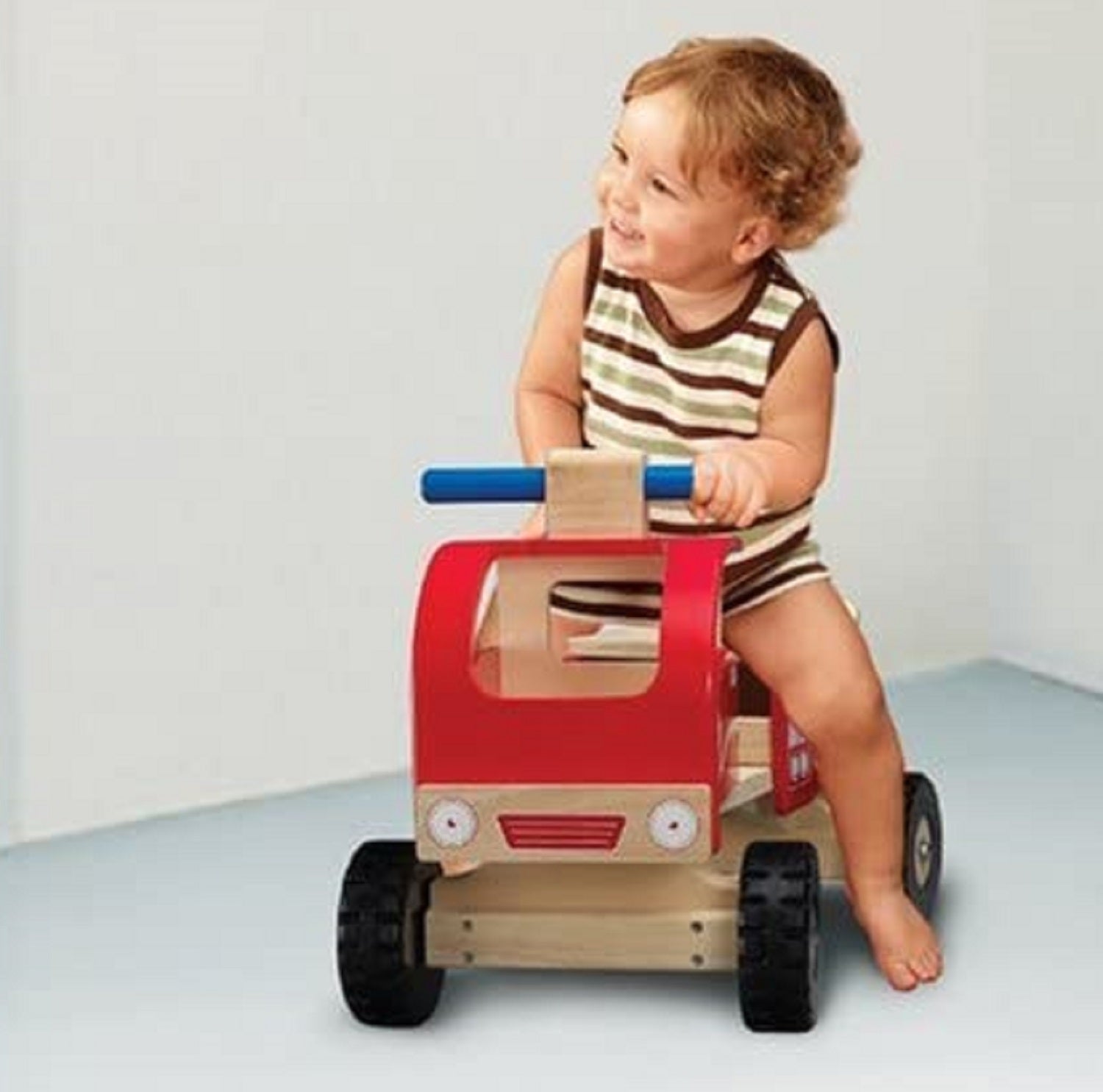 Wonderworld Ride on Fire Engine