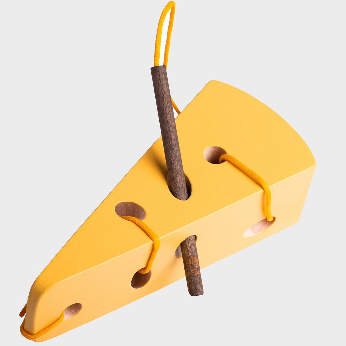 Lacing Wooden Cheese 