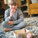 Bigjigs Toys Wooden Doughnut Crate Play Food Set with 6 Doughnuts