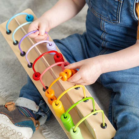 Bigjigs Toys Wooden Rainbow Counting Abacus Maths Toy with 55 Beads and Tray