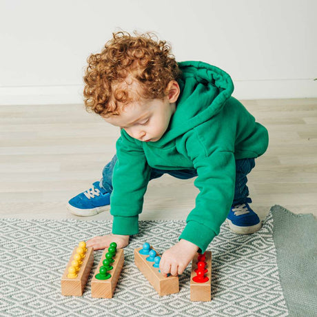 Bigjigs Toys Wooden Peg Blocks Size and Colour Sorting Toy with 24 Play Pieces