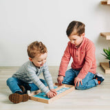 Bigjigs Toys Wooden Ice Puck Game Sustainable Arctic Animal Board Game with 11 Play Pieces for Ages 3 Plus