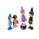 Bigjigs Toys Wooden Fairytale Dolls Playset with 4 Posable Figures and Cauldron Accessory