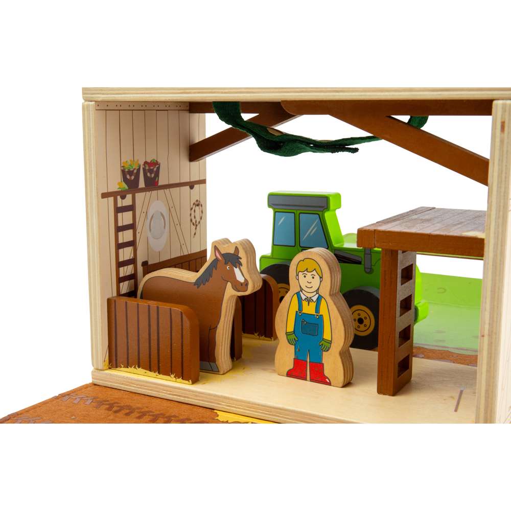 Bigjigs Toys Farm On The Go Wooden Travel Playset with Tractor and Animals 8 Pieces