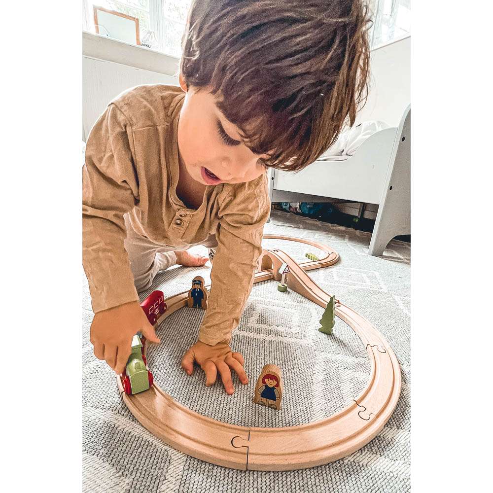 Bigjigs Rail Figure of Eight Wooden Train Set with Engines and Accessories 20 Pieces
