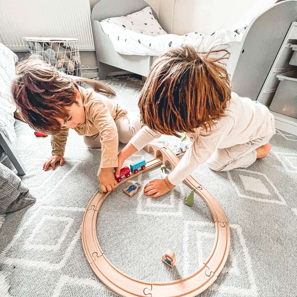 Bigjigs Rail Figure of Eight Wooden Train Set with Engines and Accessories 20 Pieces