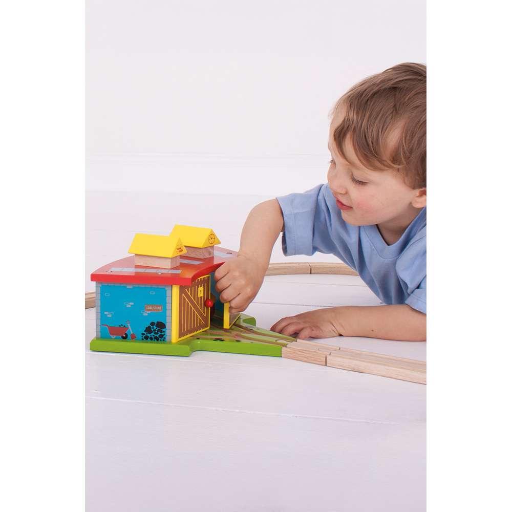 Bigjigs Rail Triple Engine Shed Wooden Train Set Accessory Compatible with Major Brands 3 Years Plus
