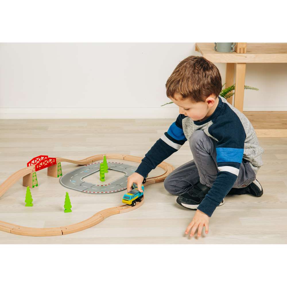 Bigjigs Rail City 85 Wooden Toy Train Intercity 125 with 3 Carriages and Track 3 Years Plus