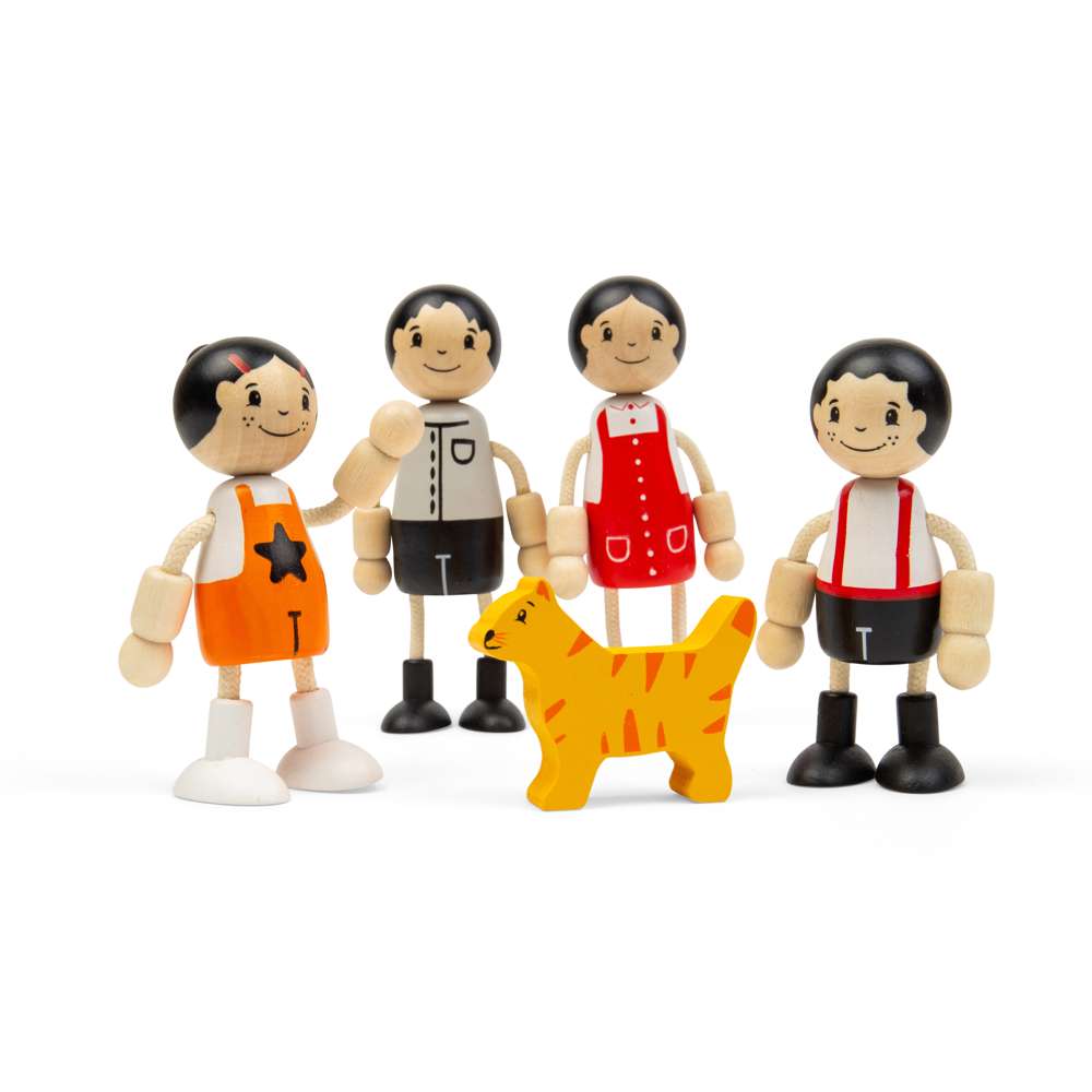 Tidlo Wooden East Asian Family Dolls and Pet Cat Playset 5 Pieces