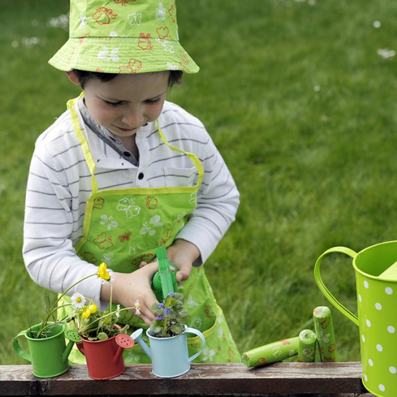 This charming Butterfly Planting Set in a Suitcase is made by the respected Belgian toymaker, Egmont Toys, and includes everything that children need to grow their own plants from seeds. 